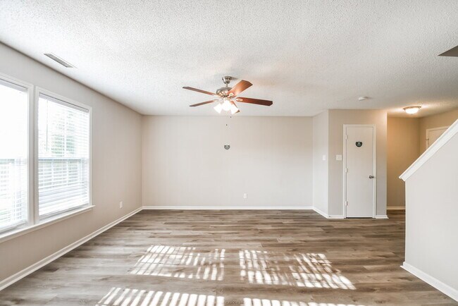 Building Photo - 8214 Firefly Way