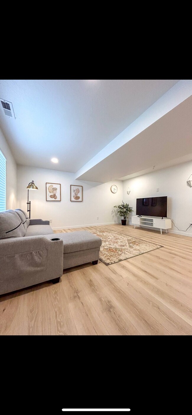 Foto del edificio - 3511 1180 S