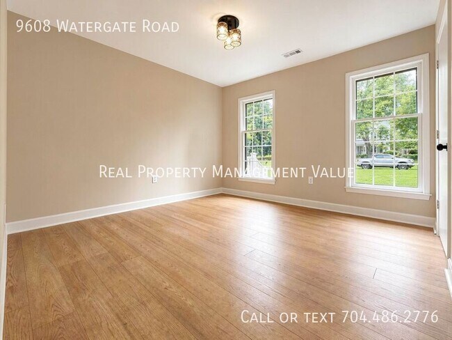 Building Photo - 9608 Watergate Rd
