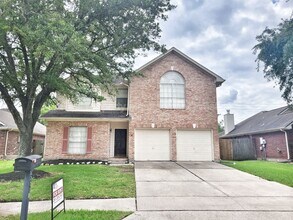Building Photo - 2715 Sailors Moon Dr
