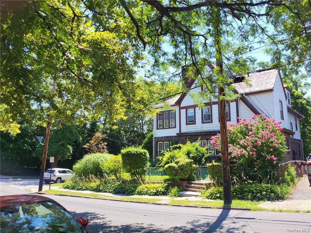 Primary Photo - 312 E Prospect Ave