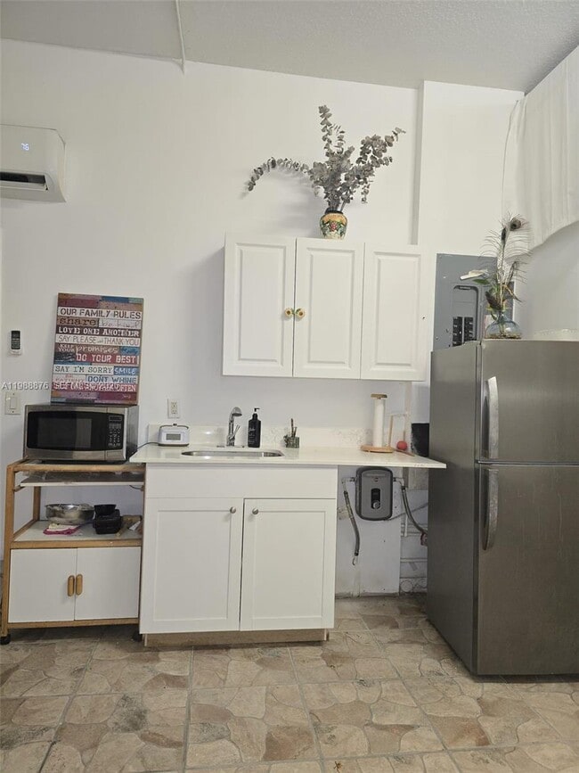 Building Photo - 8202 SW 188th Terrace