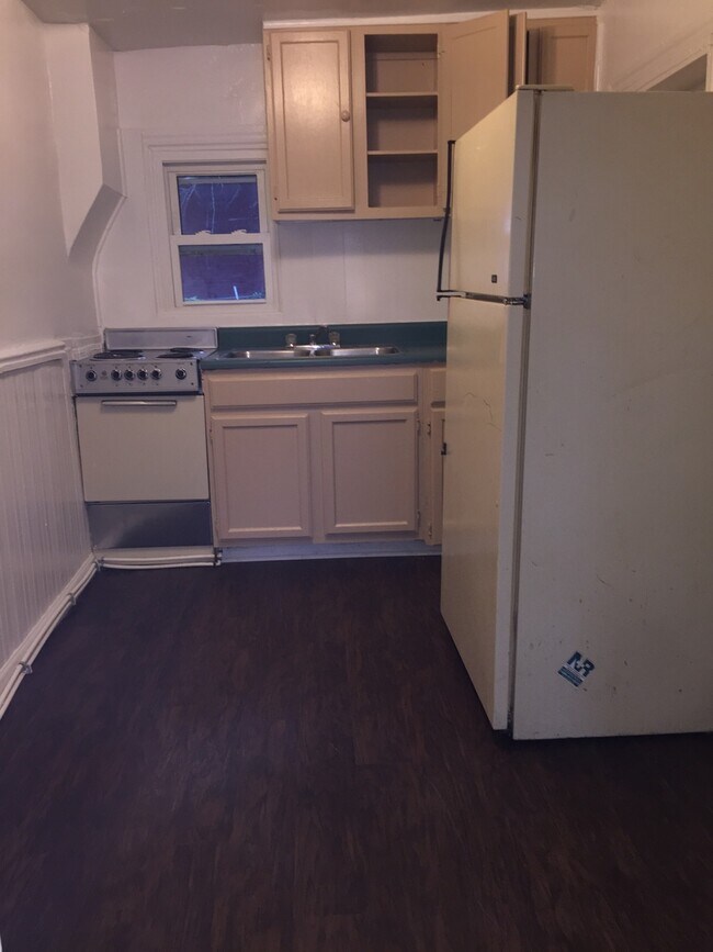 Foto del edificio - Section 8 Eligible-2 Bedroom House -York C...