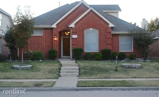 Primary Photo - 313 Trailwood Dr