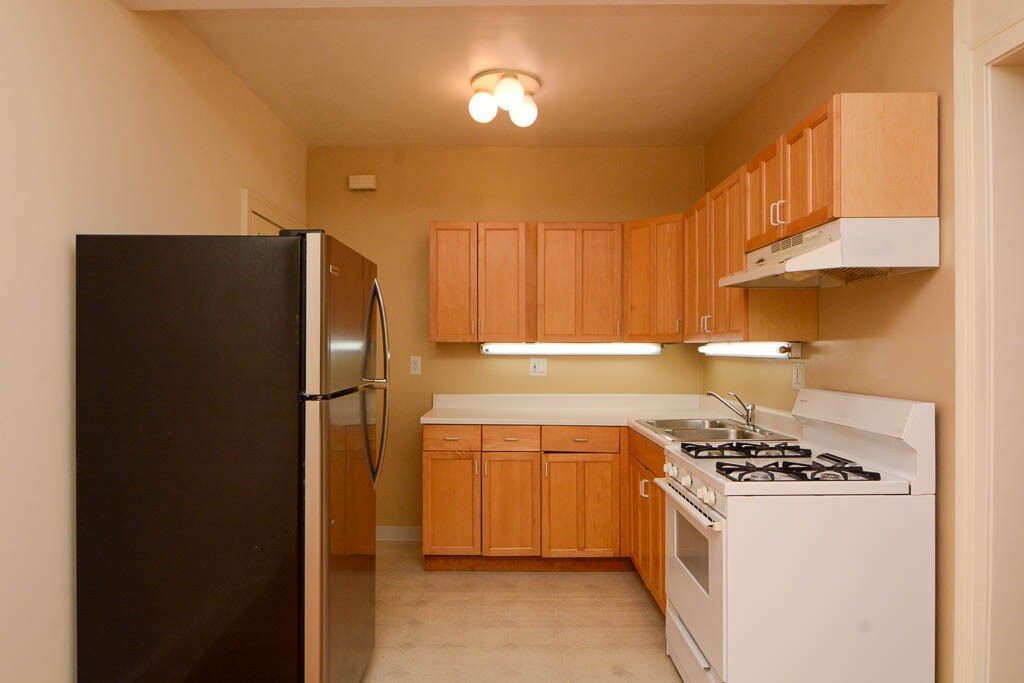 Primary Photo - 4500 N Hermitage Ave