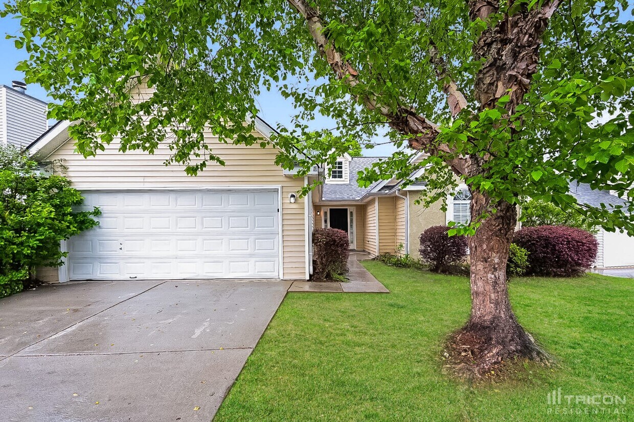 Foto principal - 5093 River Overlook Way