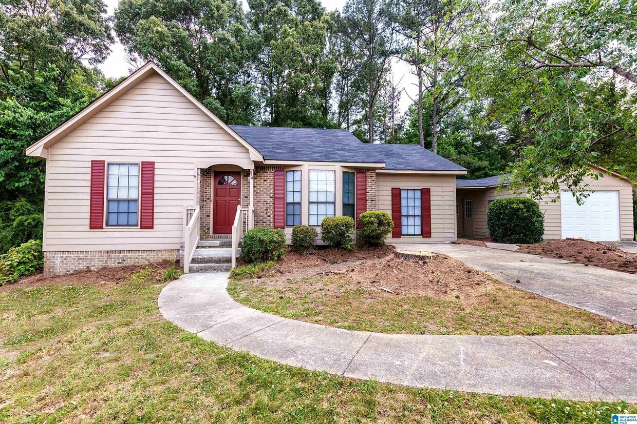 310 Willow Glen Dr, Alabaster, AL 35007 House Rental in Alabaster, AL