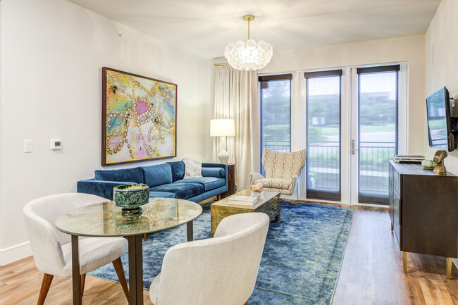 Model Living Room - Gables Water Street