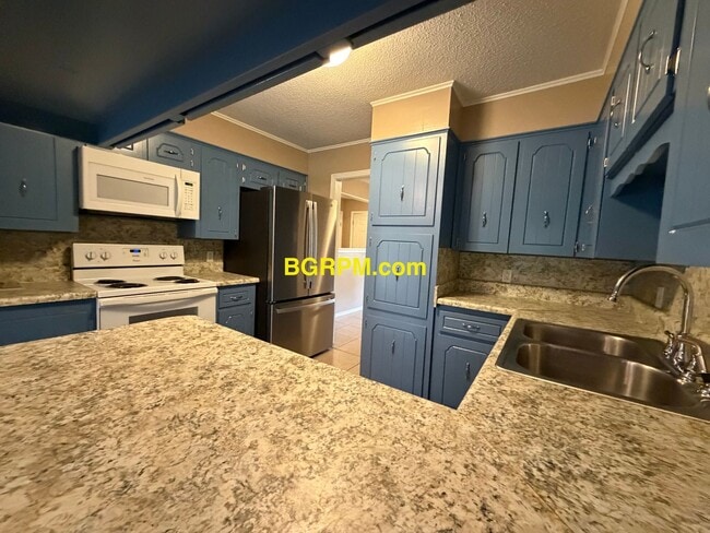 Building Photo - 3 BD, 2 BA, Home in Jacksonville