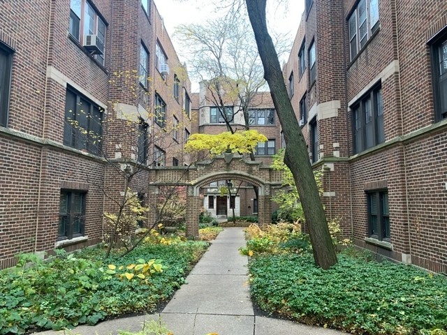 Building Photo - 5461 S Ingleside Ave