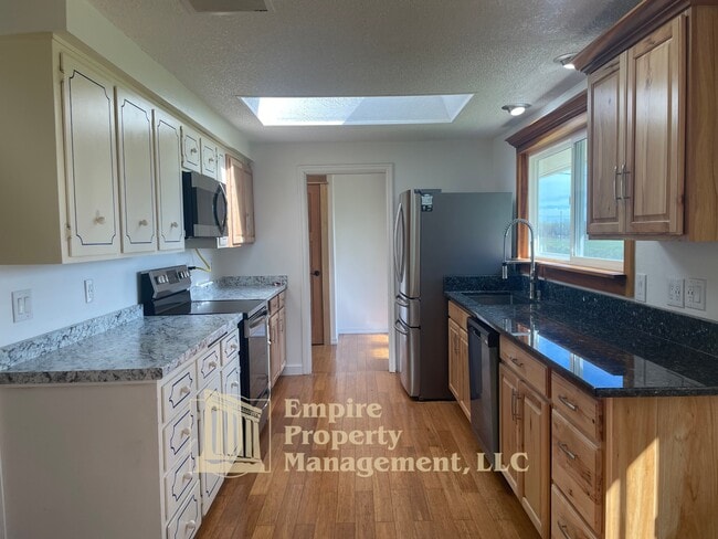 Foto del edificio - 88267 Richmond St