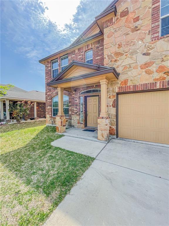 Building Photo - 305 Biles Ln