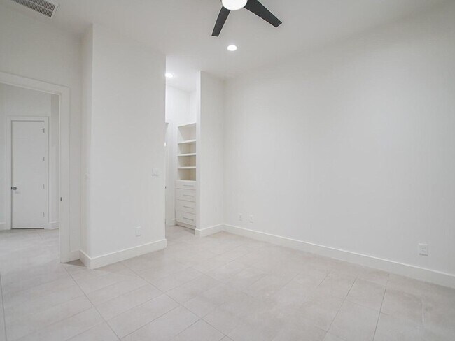 Foto del edificio - 2004 Rosedale St