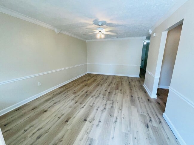 Photo - 3/2 End Unit - Triplex House