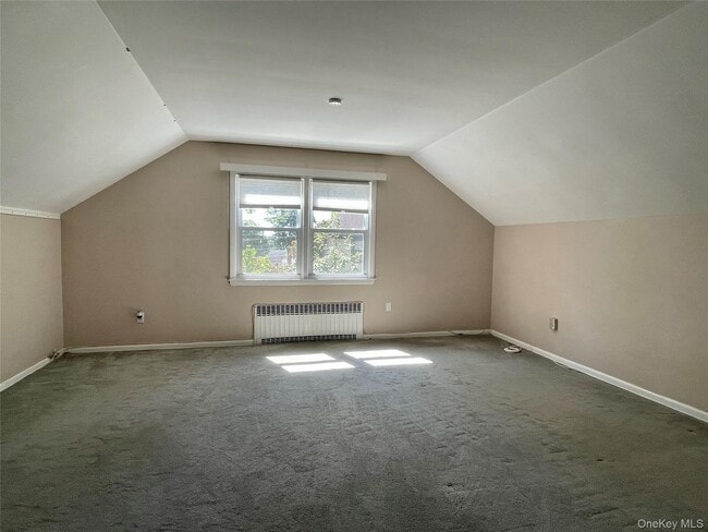 Foto del edificio - 169 Old Mamaroneck Rd