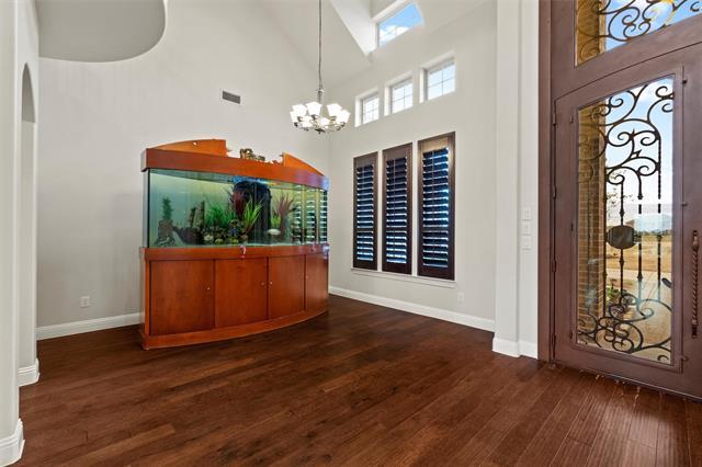 Foto del edificio - 2125 Hodges Lake Dr