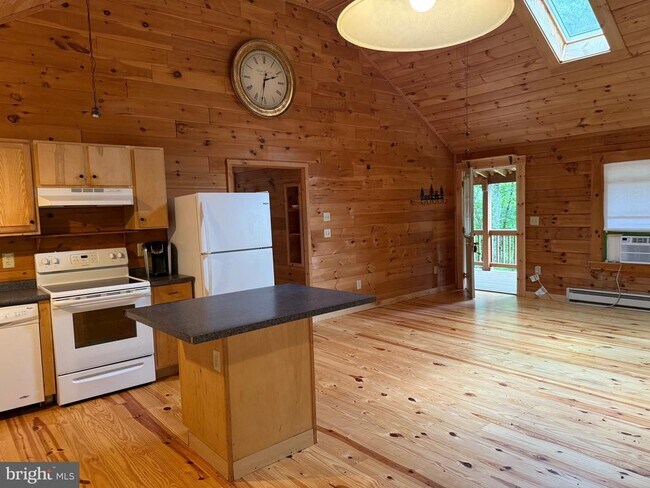 Foto del edificio - 158 Green Mountain Ln