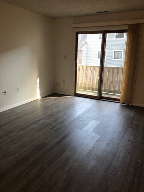 Building Photo - 1109 Ravens Crest Dr