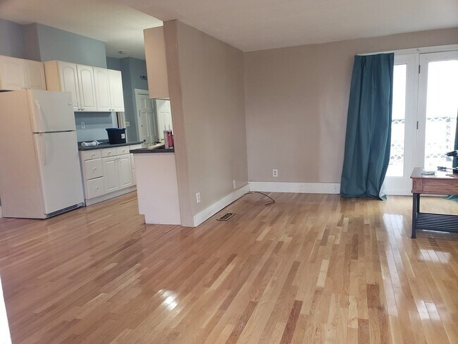 Foto del edificio - 322 Hilldale Ave