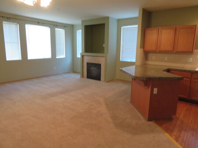 Foto del edificio - 2125 Bobs Hollow Ln