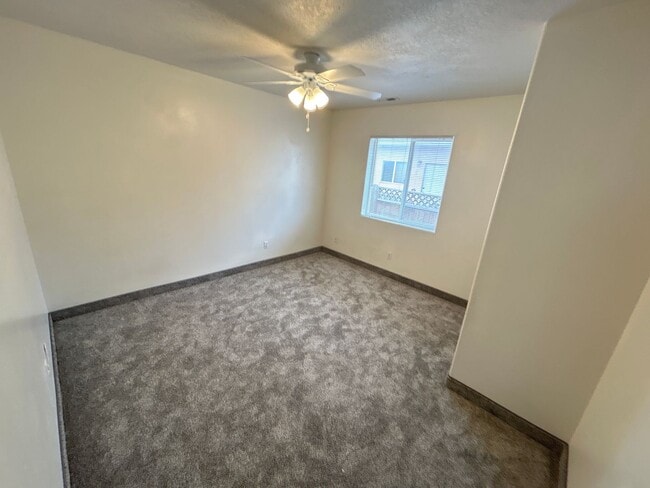 Building Photo - Cedar Blvd Home For Rent!!