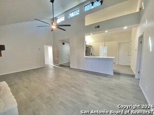 Foto del edificio - 2934 Oak Leigh St