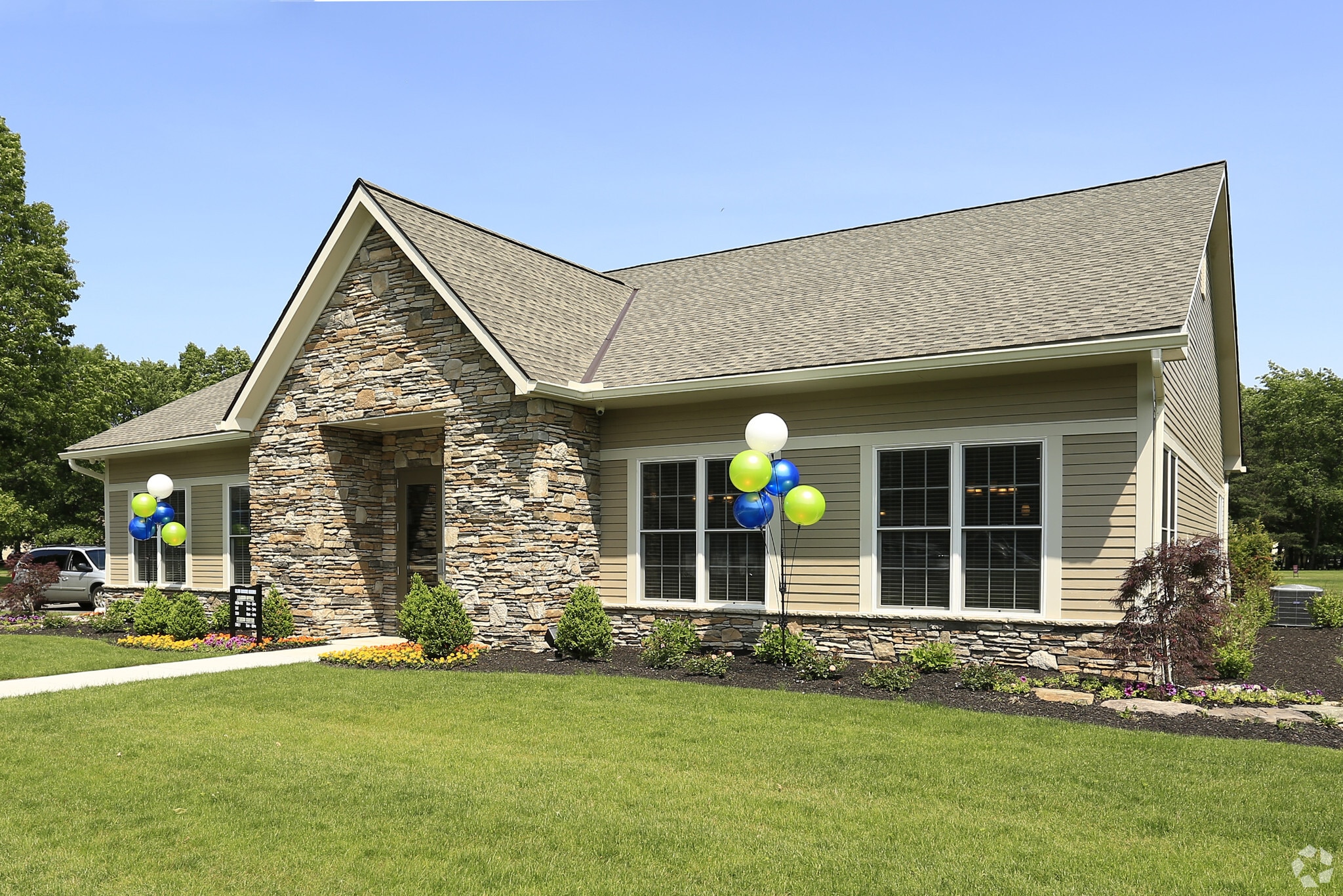 Reserve at Lake Pointe – photo 1 of 33