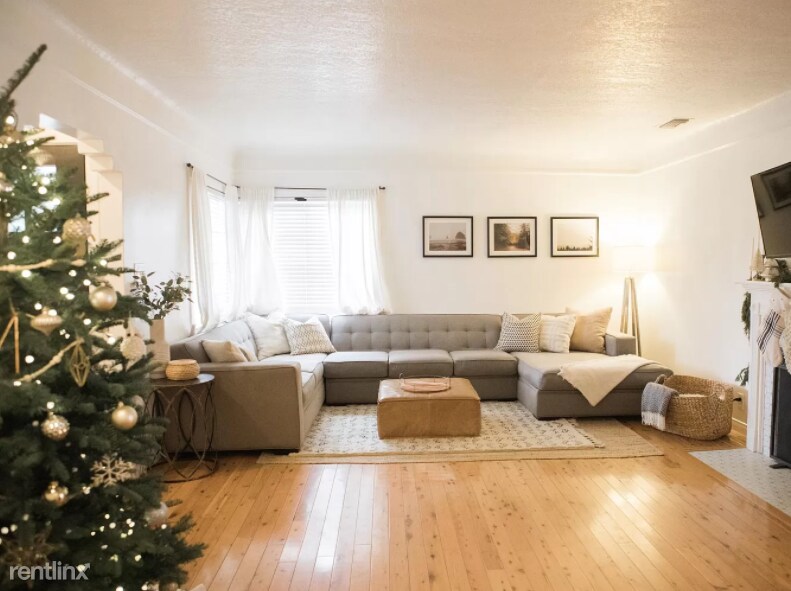 Foto del edificio - 3 br, 2 bath House - 1981 Maine Ave