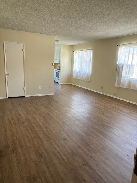 Foto principal - 11686 Darlington Ave