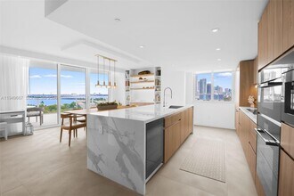 Building Photo - 4250 Biscayne Blvd