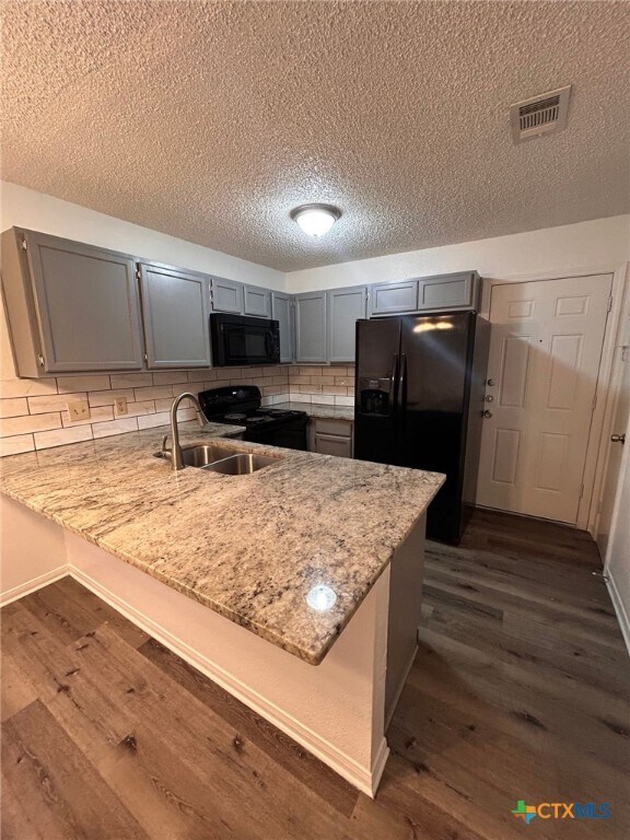 Building Photo - 2124 Caprice Dr