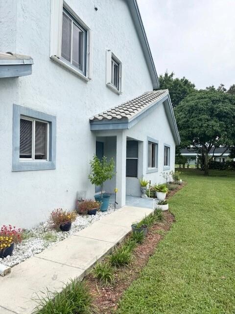 Foto del edificio - 9778 Nickels Blvd