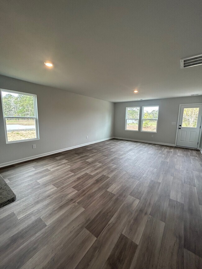 Foto del edificio - 321 Sweet Vernal St