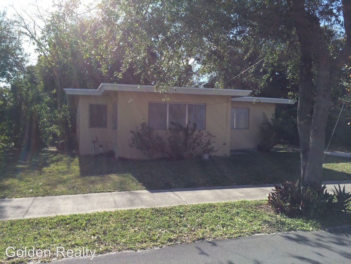 Foto principal - 411 NW 12th Ave
