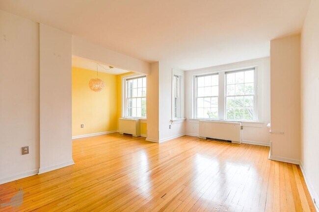 Foto del edificio - 1525 Q St NW