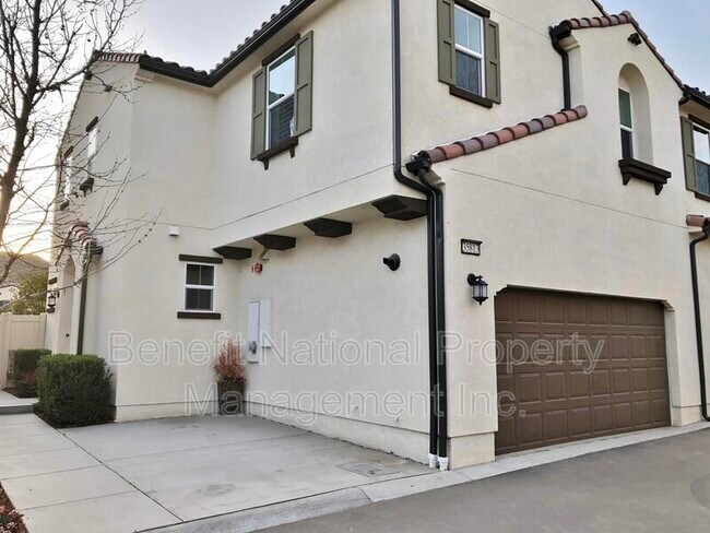Building Photo - 35813 Breckyn Ln