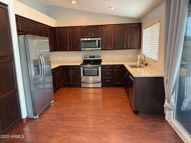 Foto del edificio - 4629 E Lavender Ln