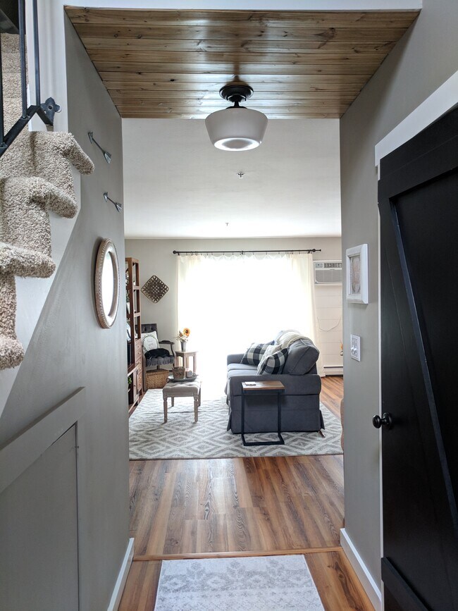 Building Photo - 108 Tideview Dr