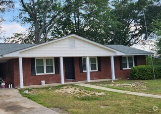 Building Photo - 5142 Delray Dr
