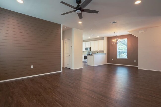 Building Photo - 10509 Abana Way