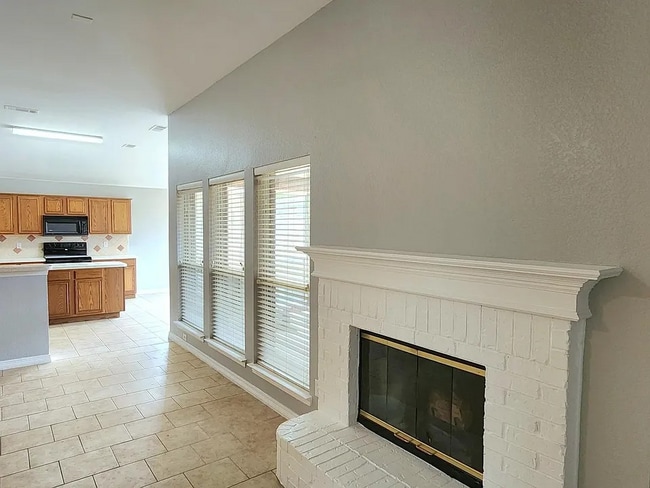 Foto del edificio - 3413 Newgate St