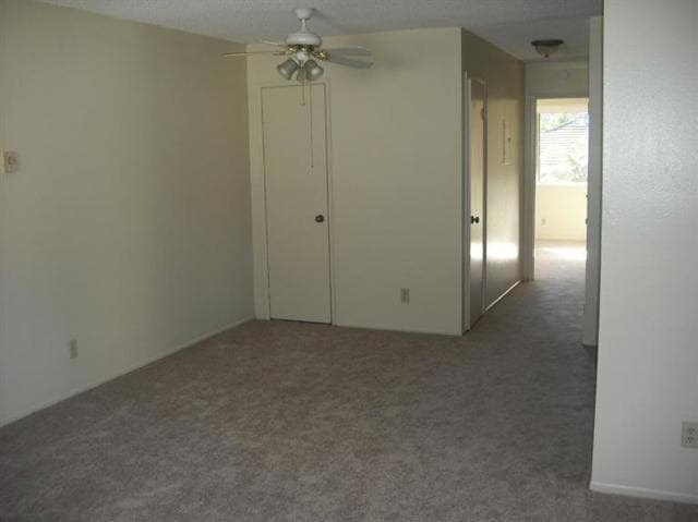Foto del edificio - 2557 Yardarm Ave