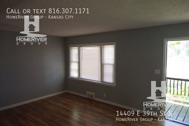 Foto del edificio - Charming Ranch in Independence!