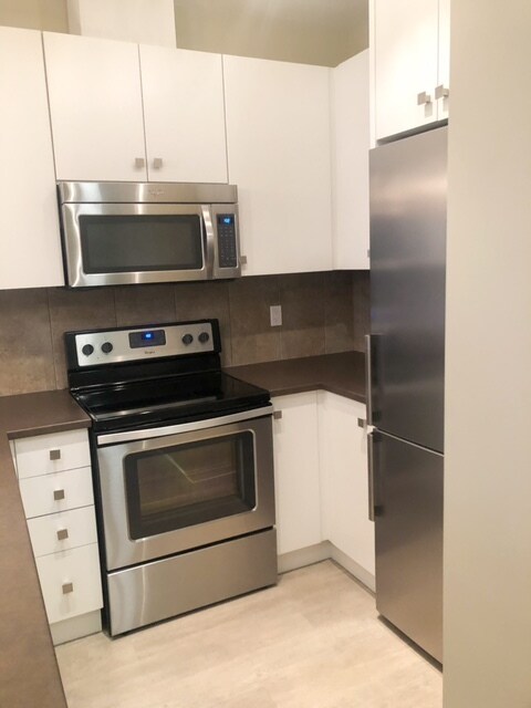 Photo du bâtiment - 44565-44565 Vandell Dr