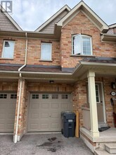 Building Photo - 5255 Palmetto Pl