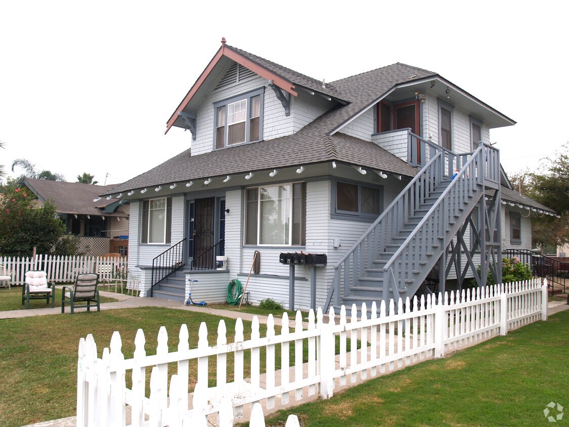Primary Photo - 430-432 S Broadway