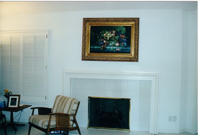 Foto del edificio - 7942 Lake View Ln
