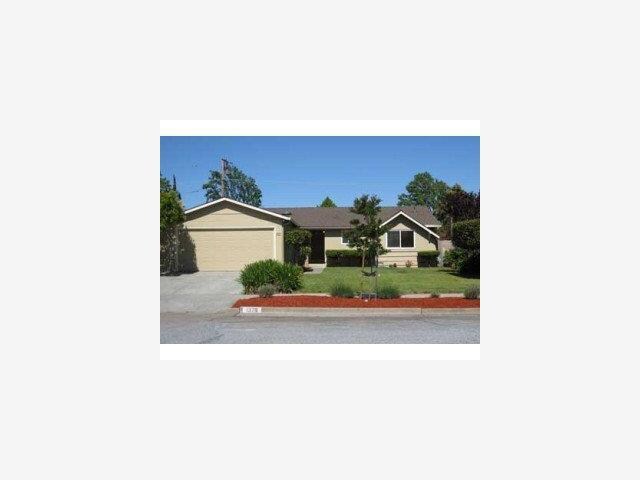Primary Photo - 1379 Brookglen Dr