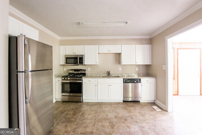 Building Photo - 4505 Grandeur Cir