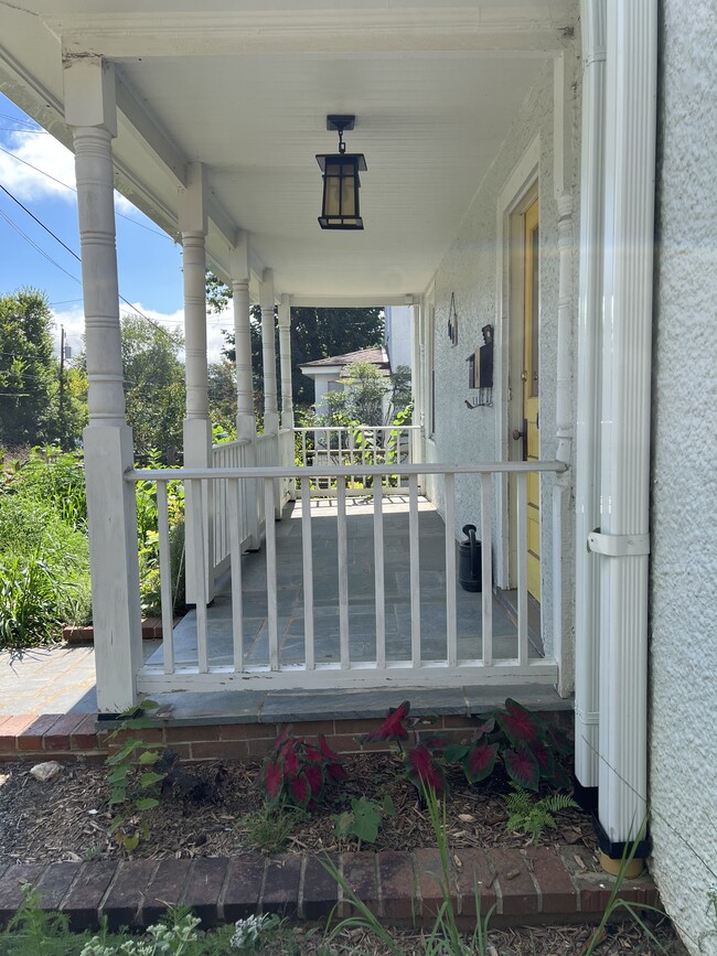 Big front porch - 704 Blenheim Ave